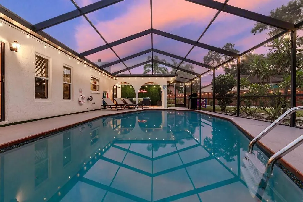 Holiday home Backyard Games, Fire Pit, Heated Pool, Near Beach Villa Ozona United States