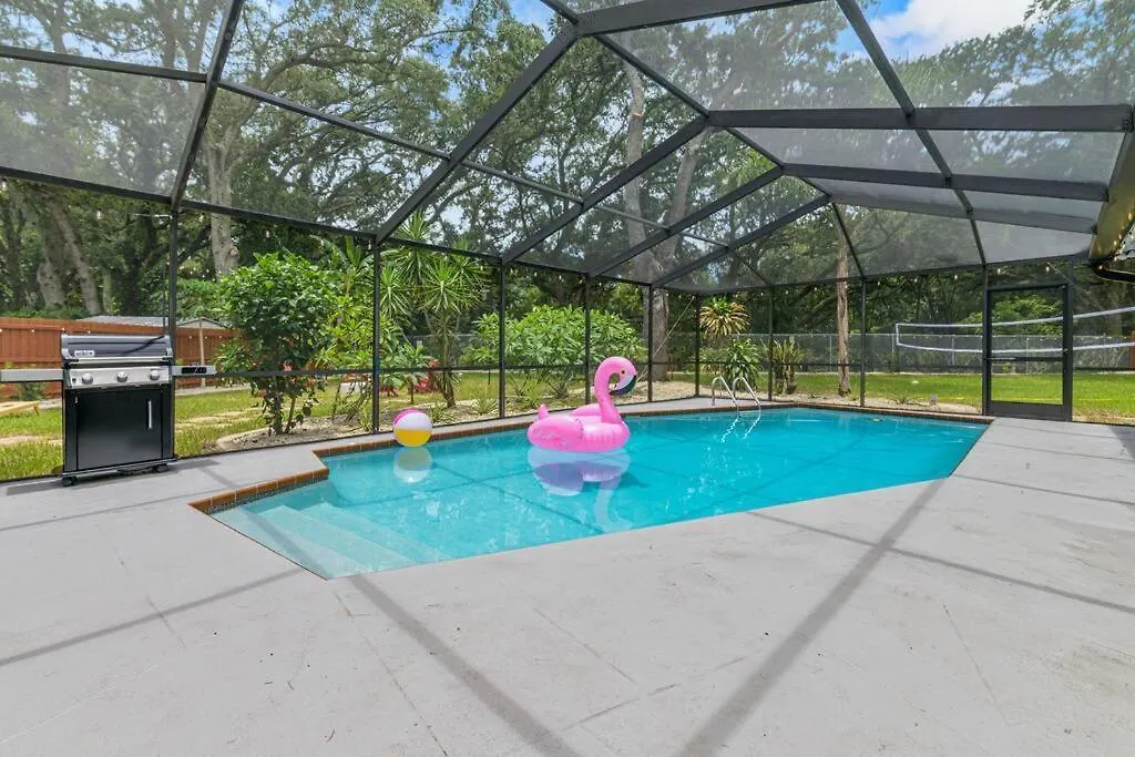 Backyard Games, Fire Pit, Heated Pool, Near Beach Villa Ozona 0*,  United States