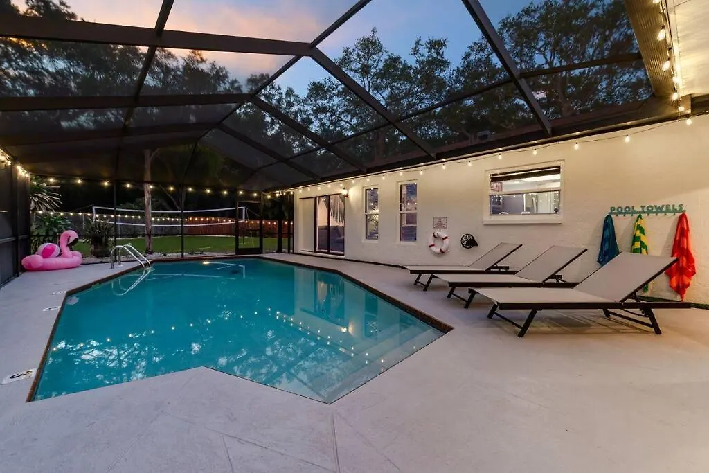 Backyard Games, Fire Pit, Heated Pool, Near Beach Villa Ozona 0*,  United States